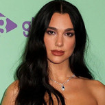 Dua Lipa literalmente brillante: Destacó con su vestido en la premiere de Barbie