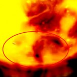 Increíble video: Ovni “ataca” al Sol con una explosión