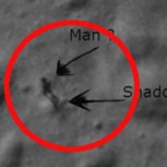 Impacto por fotografía satelital: ¿Un alien caminando sobre la Luna?