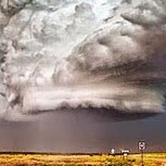 Impresionante y sospechosa nube-ovni se posó sobre el “Área 51”