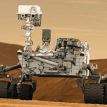 Impactante foto proveniente de Marte: ¿El robot Curiosity está siendo mantenido por humanos?