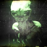 Video muestra a un supuesto extraterrestre siendo interrogado: Lo atribuyen a la mítica “Área 51″