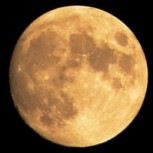 Video: Graban a misteriosa esfera negra sobre la Luna