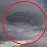 Video: Televisión peruana graba un enorme OVNI camuflado en una nube