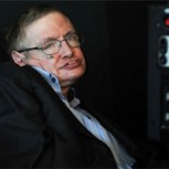 Alerta: Stephen Hawking recomienda a la humanidad huir de la Tierra