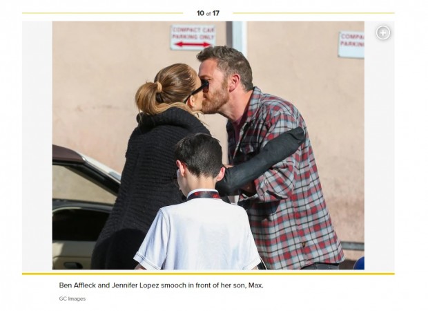 Ben Affleck y JLO se mostraron a los besos delante de Max, uno de los hijos de la cantante / Captura pagesix.com