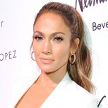 Jennifer Lopez escogió ligera tenida para ir a un estudio de danza: Así la ven los paparazzis