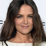 Katie Holmes vuelve a ser fotografiada con su nueva pareja: ¿Un look para no ser reconocida?