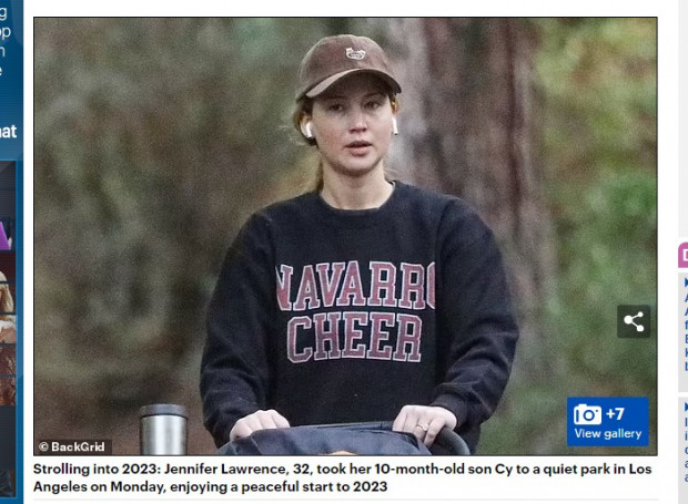Jennifer Lawrence comenzó el año muy relajada / Captura www.dailymail.co.uk