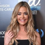 Denise Richards de compras frente a los paparazzis con el look más simple posible