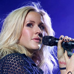 Ellie Goulding se “robó” los flashes de los paparazzis con este atuendo para entrega de premios