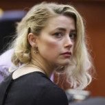 Amber Heard reaparece mostrando un frágil estado, ayudada por un bastón para caminar: ¿Qué le ocurrió?