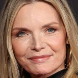Michelle Pfeiffer aparece ante los paparazzis “escondiendo” muy bien sus 66 años