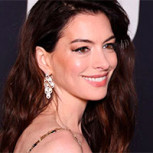 Anne Hathaway es fotografiada con esta relajada tenida para combatir las altas temperaturas