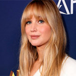 Jennifer Lawrence es captada por paparazzis ocultando su embarazo con holgado outfit