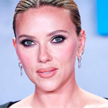 Scarlett Johansson es fotografiada muy elegante en el set de nueva cinta de Jurassic World: Mira el registro