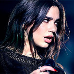Dua Lipa sorprende al ser fotografiada sin una gota de maquillaje: Encanta a los paparazzis
