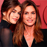 Kaia Gerber es fotografiada saliendo a cenar junto a sus padres resaltando su gran parecido con su madre