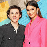 Zendaya y Tom Holland, tomados de la mano mientras siguen “jugando al misterio” por supuesto casamiento