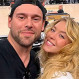 Sydney Sweeney y su novio Scooter Braun lideran evento de su línea de lencería