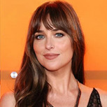 Dakota Johnson brilló en la boda de Taylor Swift y Travis Kelce: Look de la actriz se robó las miradas