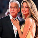 Amal Clooney opaca a George con espectacular vestido blanco