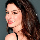 Anne Hathaway muestra su avanzado embarazo en la premiere de su nueva película