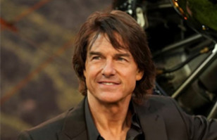El dr&aacute;stico cambio de look de Tom Cruise: Actor fue visto con el cabello colorado