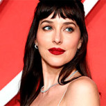 Dakota Johnson cumplió 37 años rodeada de muchas celebridades y en medio de rumores de cirugías