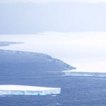 El gigantesco iceberg A68 se dividió en varias masas de hielo que derivan al sur de las Georgias