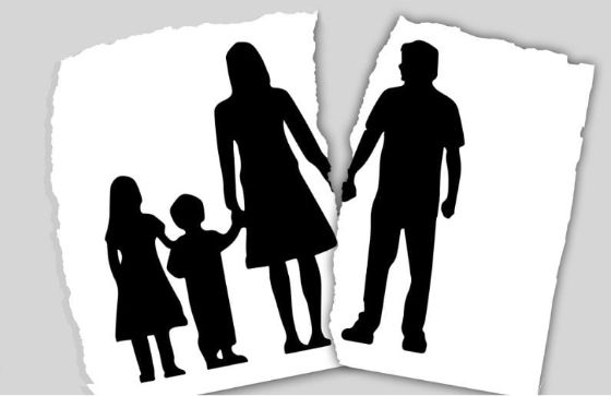 que-es-la-alienacion-parental-divorcio-padres-bbmundo-795x515