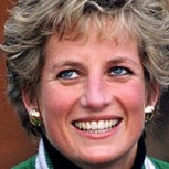 Hombre compró una de las prendas más icónicas de Lady Di en una millonaria suma