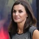 Reina Letizia volvió a lucir un lujoso vestido para recibir a la nadadora española Ona Carbonell