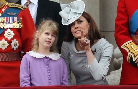 Lady Louise Windsor and Kate Middleton on the Buckingham Palace balcony