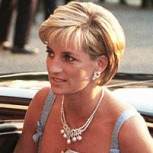 “Quiero que tengan una vida normal”: La estrategia de Diana con William y Harry que incluía comida rápida