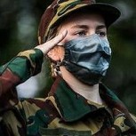 Videos muestran el intenso entrenamiento militar de Isabel de Bélgica