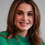 Reina Rania sorprendió con su atuendo para apoyar a Jordania en la final de la Copa de Asia