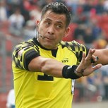 No le gustó a nadie: El arbitraje de Julio Bascuñán en el Clásico Universitario generó muchas críticas