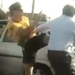 Brutal registro: Hombre quedó inconsciente tras recibir patada en la cabeza durante una pelea en servicentro de Maipú