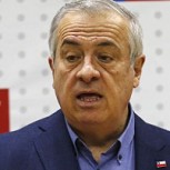 Ministro Mañalich sufre intensa funa de parte de funcionarios en el hospital del Salvador