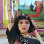Mon Laferte lanza videoclip inspirado en crisis social: Al ritmo de los cacerolazos y famosa invitada