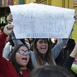 Videos muestran los complejos momentos que se vivieron esta jornada en locales de la PSU