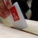 Chile comenzó histórica “mega elección” para votar a alcaldes, concejales, gobernadores y constituyentes