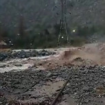 Río Aconcagua se desborda y anuncian alerta roja para Los Andes: Mira los videos