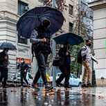 Lluvias en Santiago: Pronósticos aventuran las primeras precipitaciones otoñales para la capital