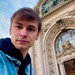 ¿Cuáles son las construcciones más extrañas de Santiago? Influencer ruso muestra la respuesta