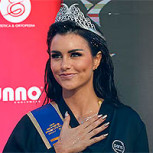 Emilia Dides cumplió con la tradición del piscinazo y aclaró polémica en su elección como Reina de Viña