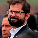 Presidente Boric tuvo viralizado encuentro con niño que le mandó un mensaje de parte de su abuela