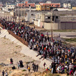 Redes muestran la impresionante columna de palestinos que vuelven a Gaza