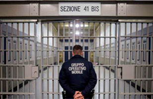 As&iacute; funciona la c&aacute;rcel italiana que a&iacute;sla a los l&iacute;deres de la mafia e interes&oacute; a Jos&eacute; Antonio Kast